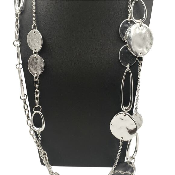 Chicos Silver Tone Necklace 41" Long Two Strand Hammered Disk Chain Statement - Picture 4 of 8